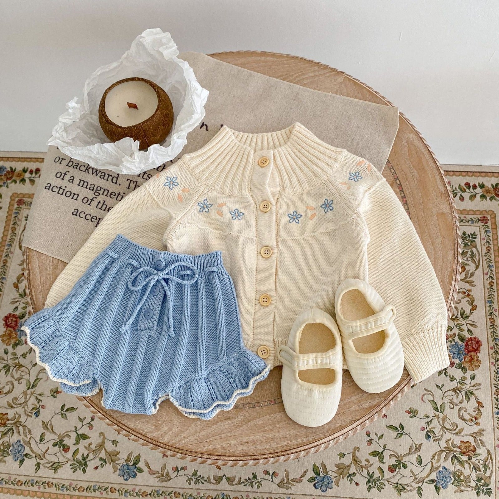 DAISY - Cardigan & Barboteuse en tricot