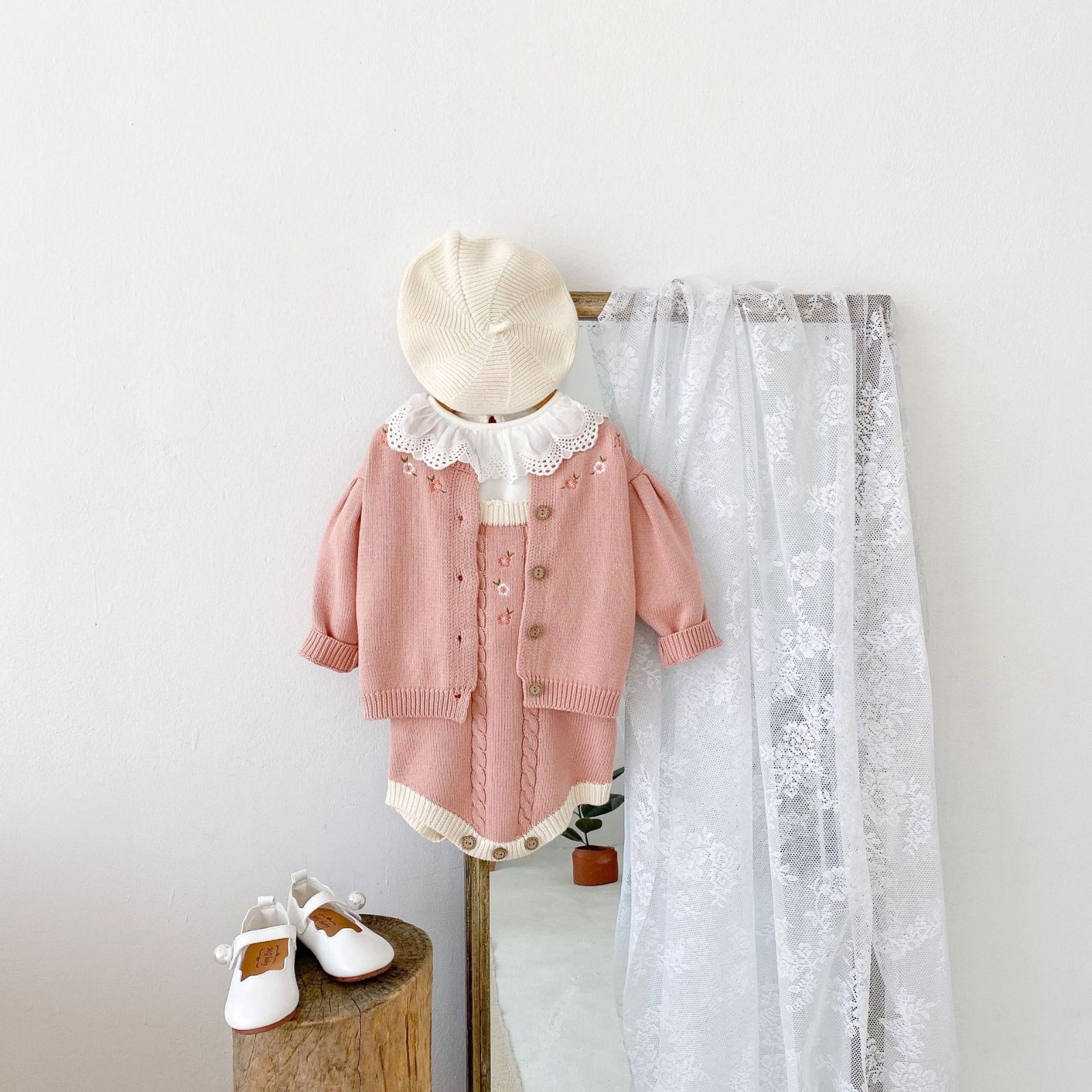 FARA - Cardigan & Barboteuse à bretelles