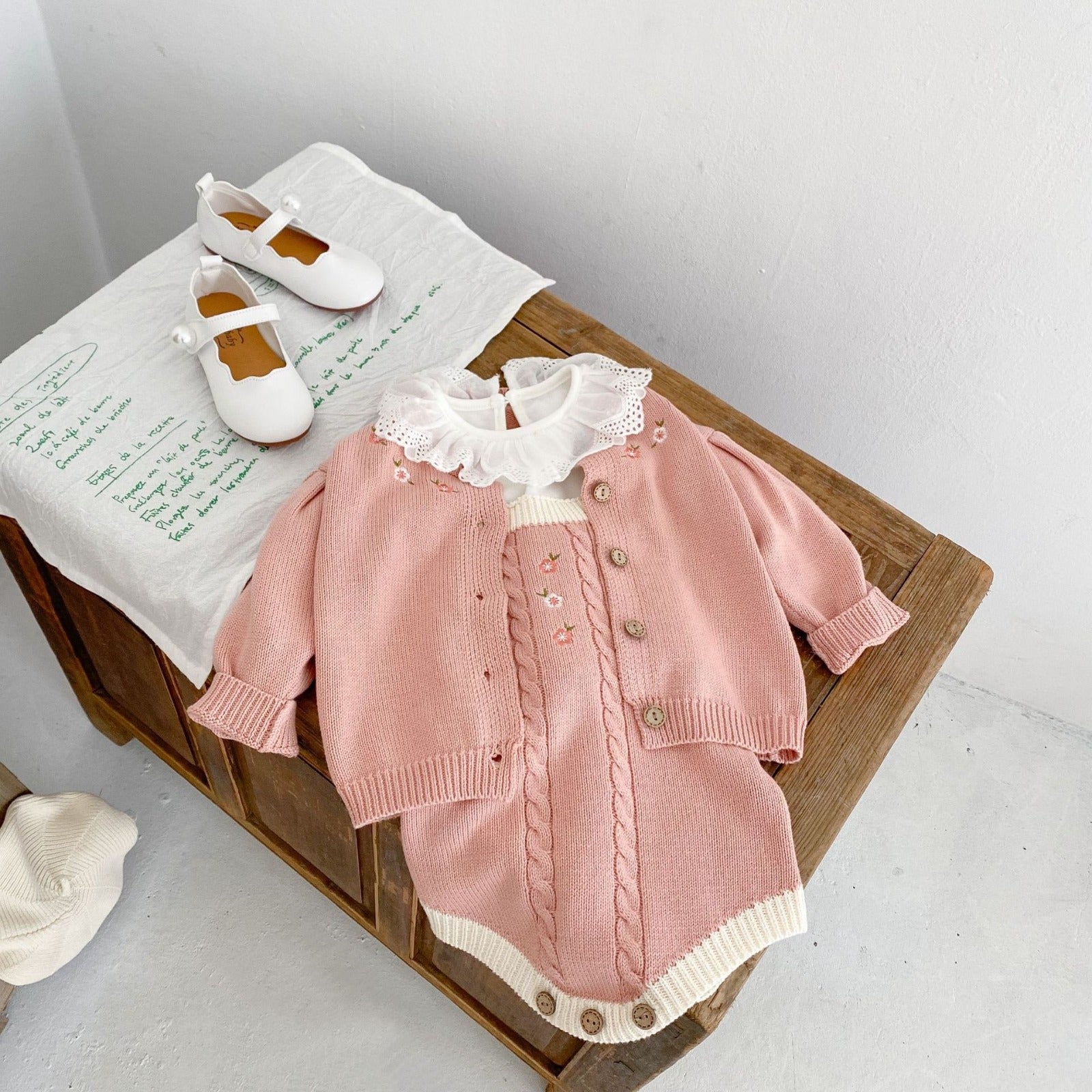 FARA - Cardigan & Barboteuse à bretelles