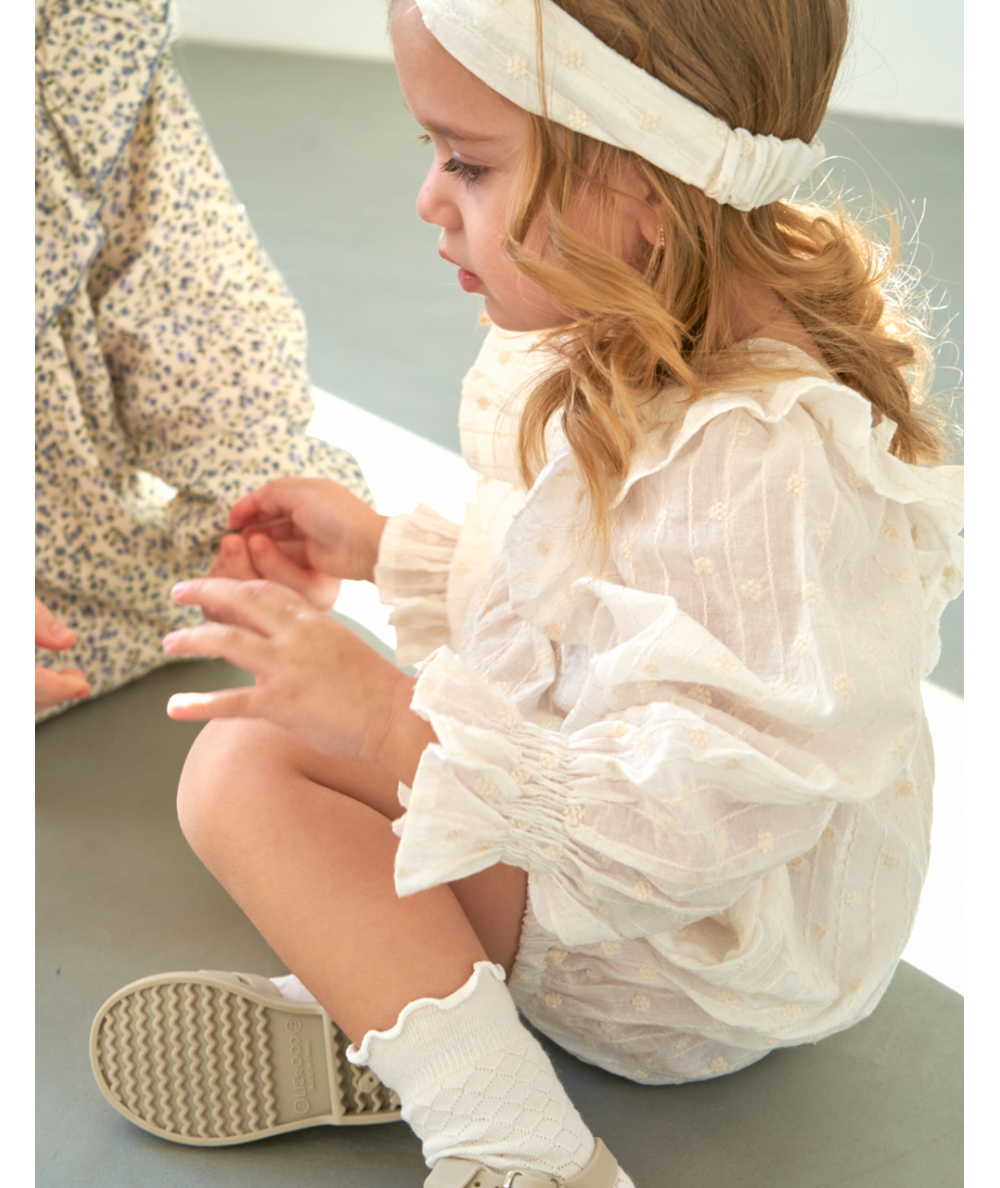 SHANNY - Barboteuse à volants & broderies fines