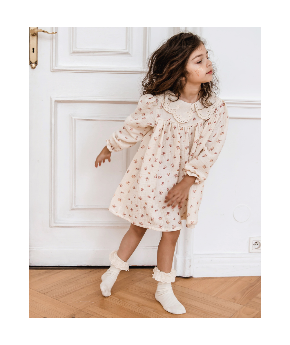 ZOÉ - Robe en mousseline et col flora